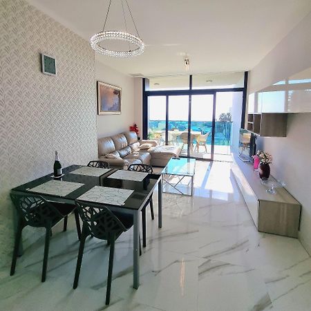 Sunset Drive Apartments Benidorm Bagian luar foto